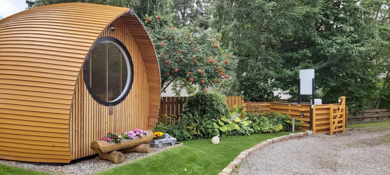 Eriskay B&B And Aviemore Glamping Екстериор снимка